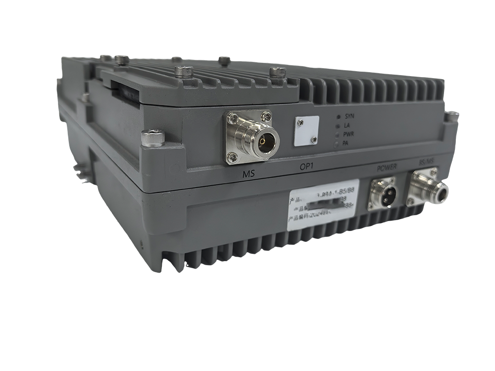  无为三频手机信号接收器2000㎡